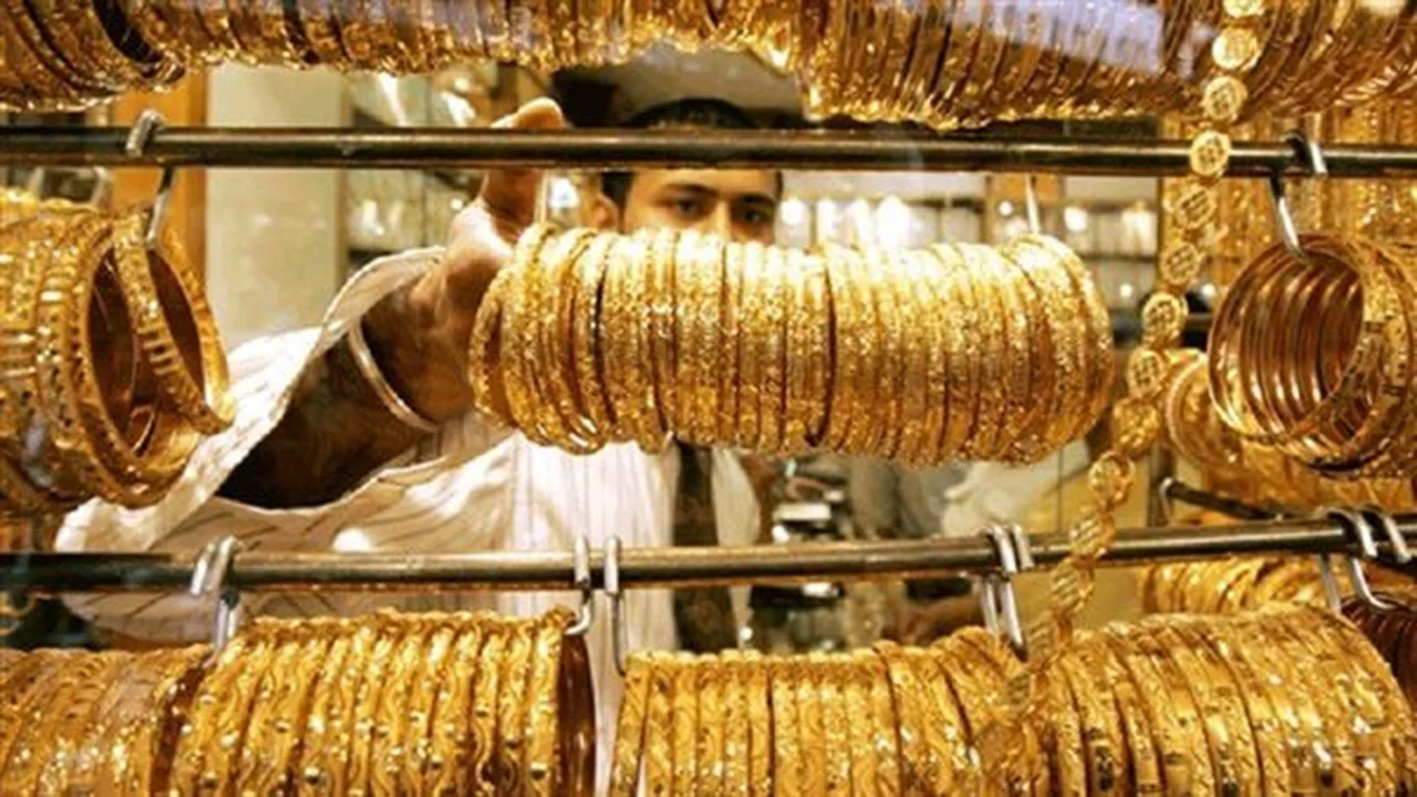 تحركات جديدة في سعر الذهب خلال التعاملات المسائية وقيمة عيار 21 بأسواق الصاغة اليوم الخميس